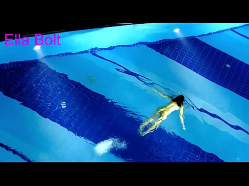 ❤️ Ich kann nicht aufhören zuzusehen, junge Blondine beim Nacktschwimmen im Pool des ELLA BOLT Resorts erwischt ❤️ Porno fb bei porn de.sexygirlspics-com.ru ️❤