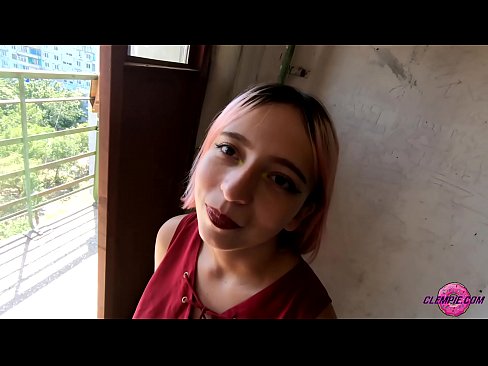 ❤️ Studentin saugt einen Fremden im Outback - Sperma auf seinem Gesicht ❤️ Porno fb bei porn de.sexygirlspics-com.ru ️❤